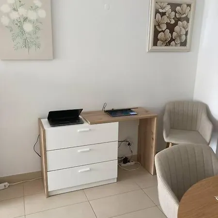 Royal Gold Penthouset2 *